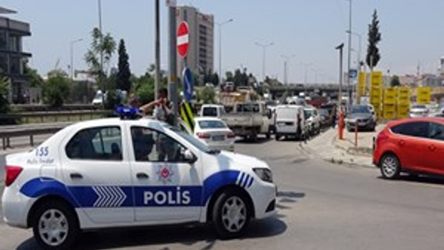Bankaya yatıracağı 110 bin lirayı gasp ettiler!