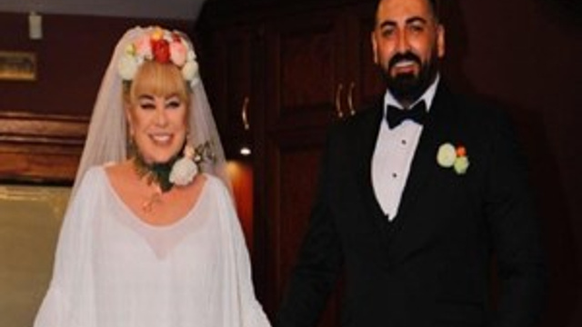 Zerrin Özer Murat Akıncı’ya boşanma davası açtı!