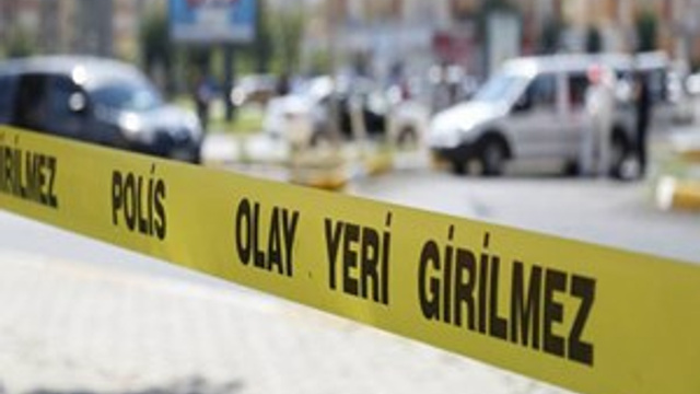 Kardeşini öldürdü, yengesini ağır yaraladı!