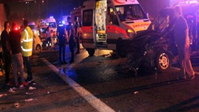 Beşiktaş'ta feci trafik kazası!