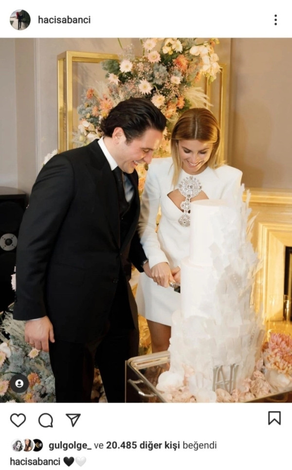 Hac� Sabanc�'dan fla� ni�an payla��m�