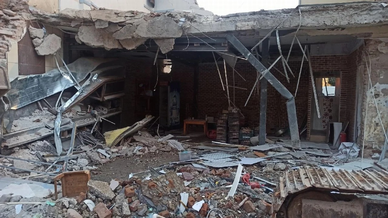Malatya'da çöken binayla ilgili iki bakandan açıklama