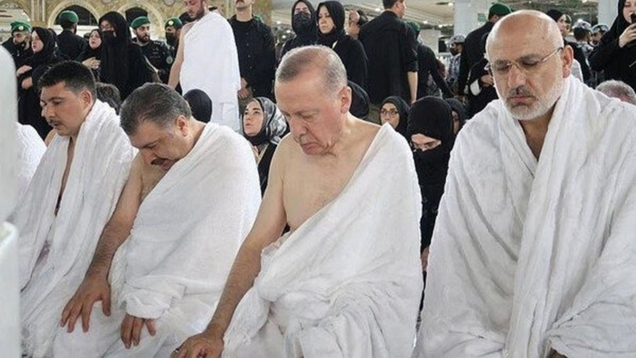 Cumhurbaşkanı Erdoğan ve bakanlar Umre yaptı