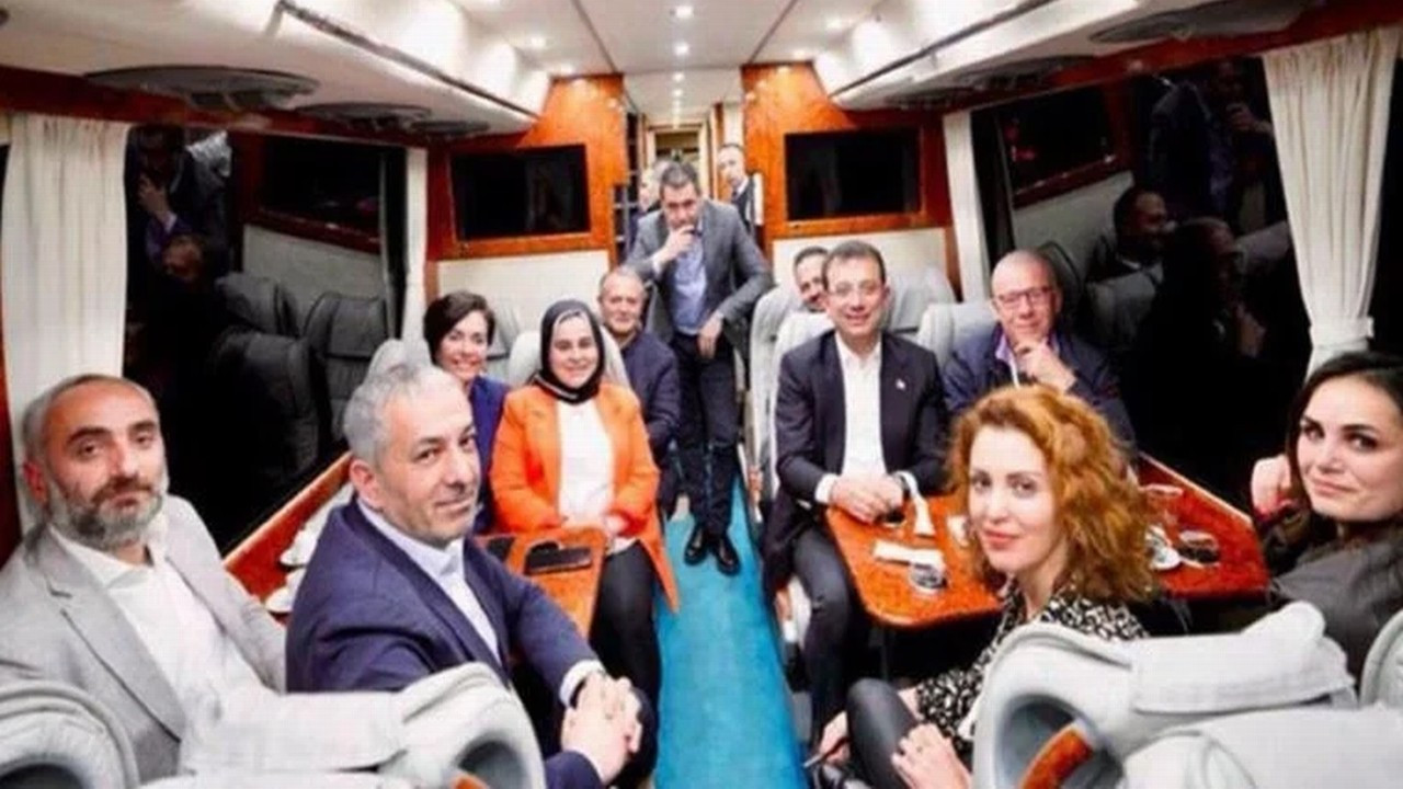 Ekrem İmamoğlu'nun otobüsündeki Nagehan Alçı'dan ilginç açıklama