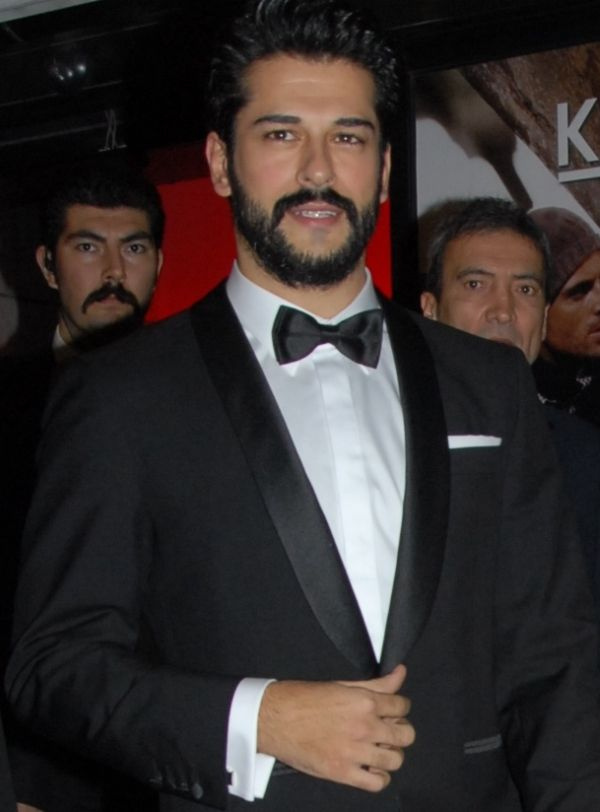 Burak Özçivit'e hapis yolu mu göründü?