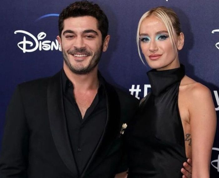 Burak Deniz ve Didem Soydan'ın tatil keyfi