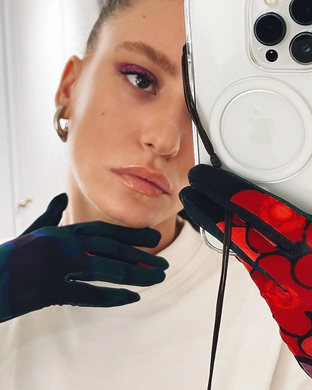 Serenay Sarıkaya'nın başına talih kuşu kondu!