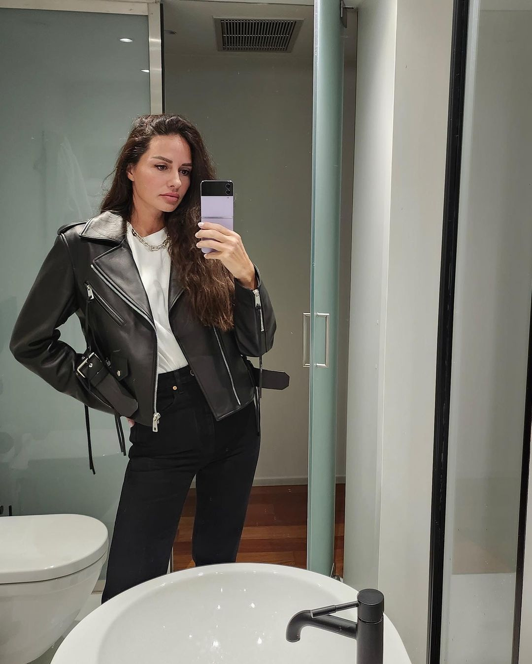Yasemin Özilhan'ın lüks harcamaları gündemden düşmüyor