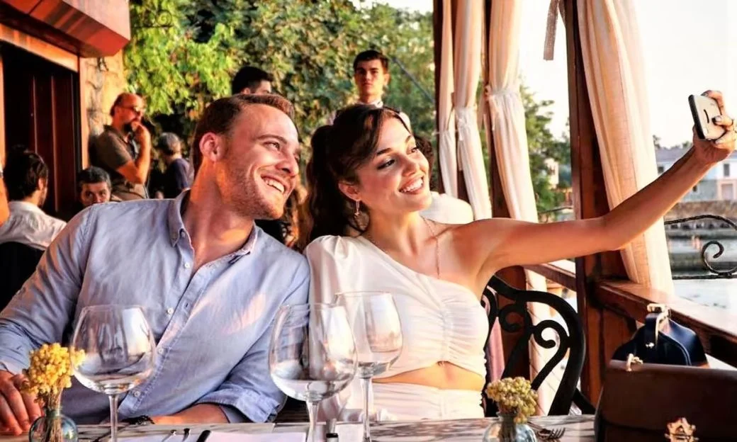 Yasemin Özilhan'dan Hande Erçel'e olay tepki!