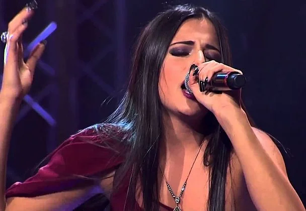 Şarkıcı Ayda Mosharraf'tan flaş haber