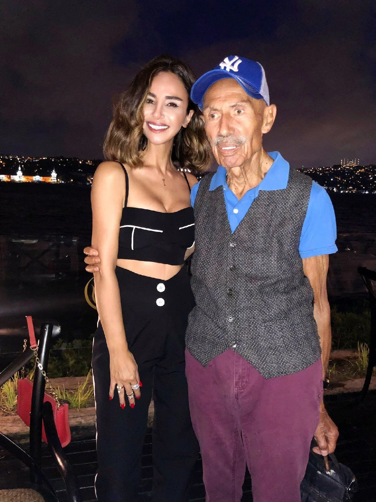 Sanat dünyası İlham Gencer'e ağlıyor