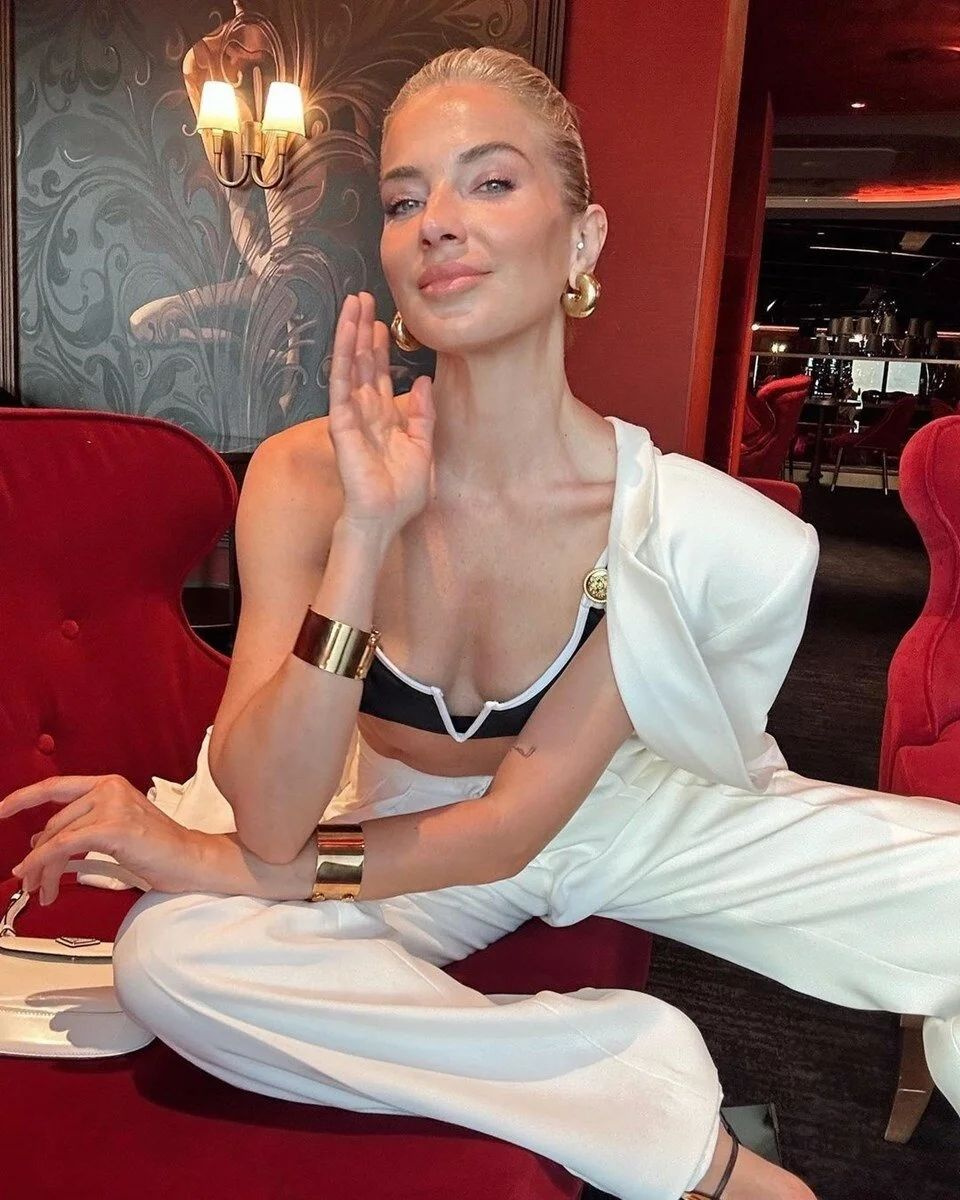 Burcu Esmersoy'u nikah heyecanı sardı